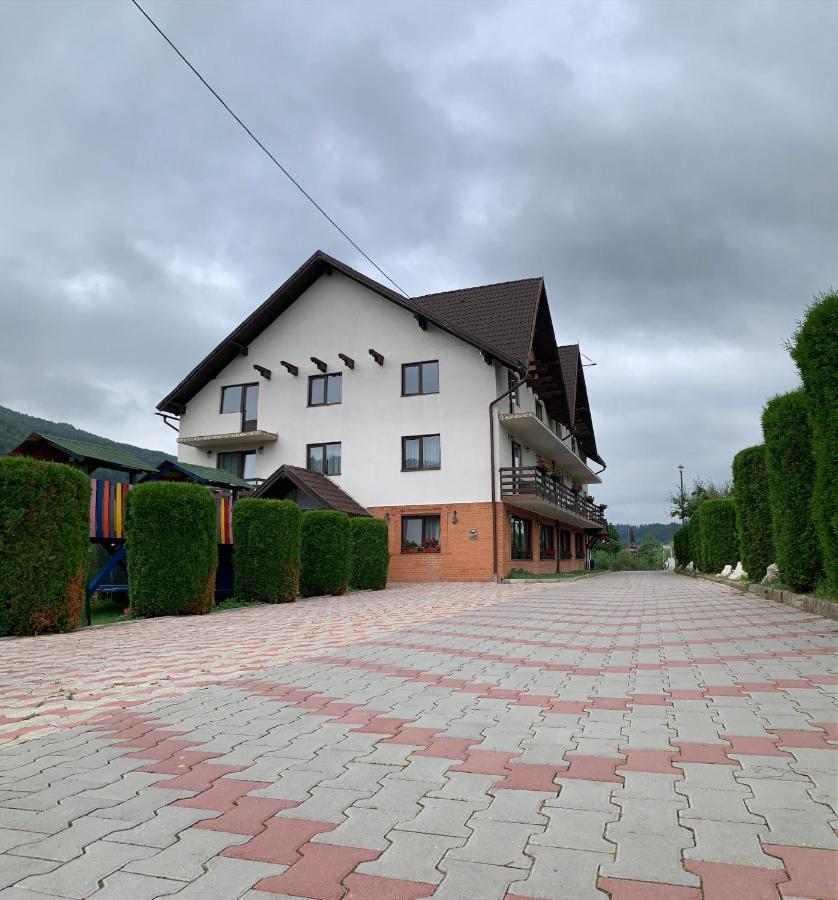 Vila Mogan Hotel Moieciu de Jos Ngoại thất bức ảnh